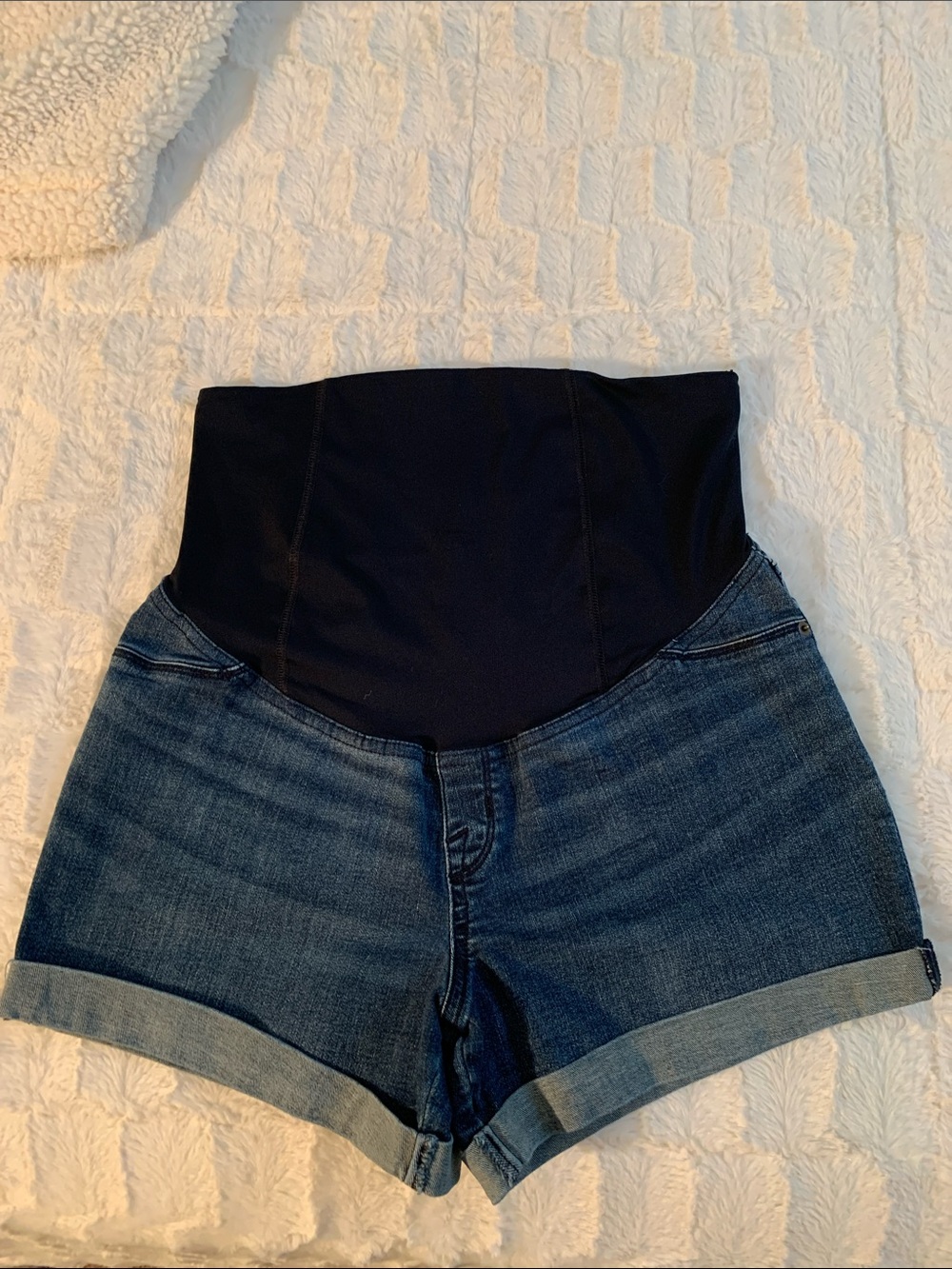 Isabel Maternity by Ingrid & Isabel Blue Denim Shorts with Black Belly Panel - Picture 4 of 4
